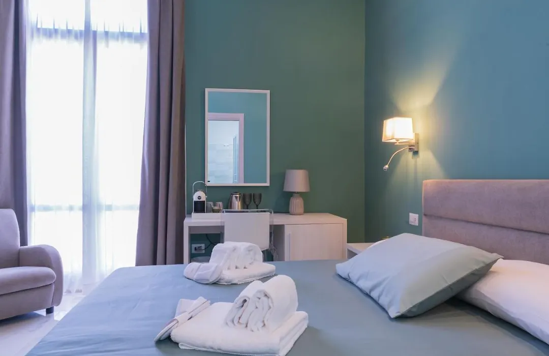 Le Suite-1